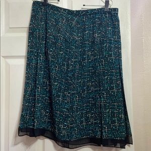 Womens stretchy skirt size large